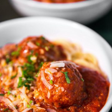 Albóndigas de carne en salsa de tomate